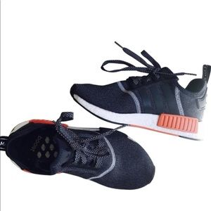 ADIDAS NMD R1 US M SIZE 4 PRE OWNED